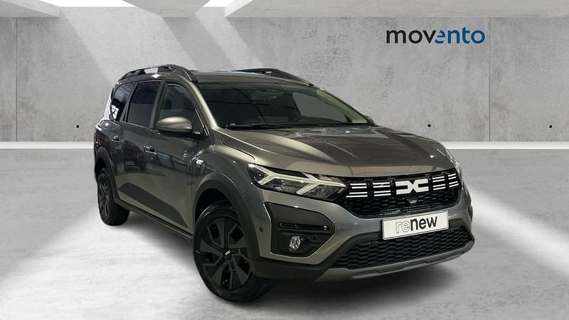 Gris Nuevo 2025 Dacia Jogger Expression Monovolumen | 22.410 € (Precio justo) - Imagen 1/4