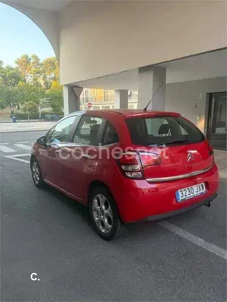 Usado Citroën C3 Live 82 CV (60 kW) 2017 Rojo Berlina