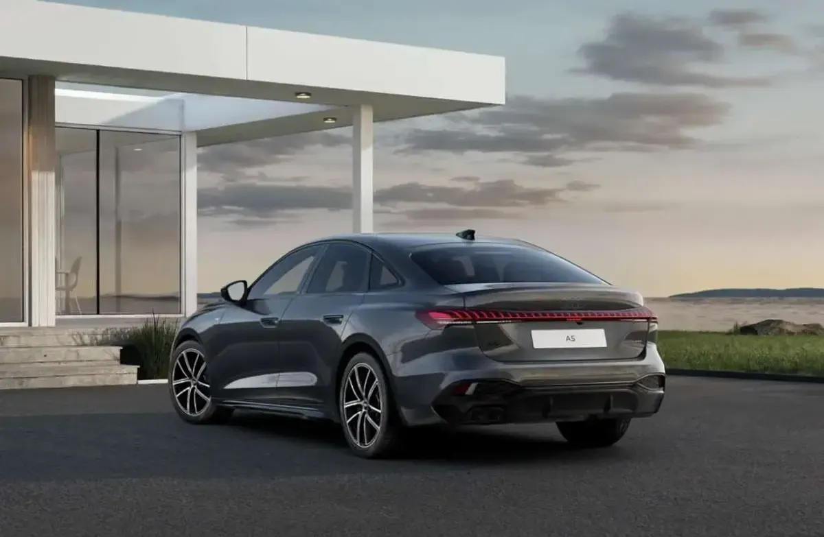 Nuevo Audi A5 Ambiente 204 CV (150 kW) 2026 Gris Berlina