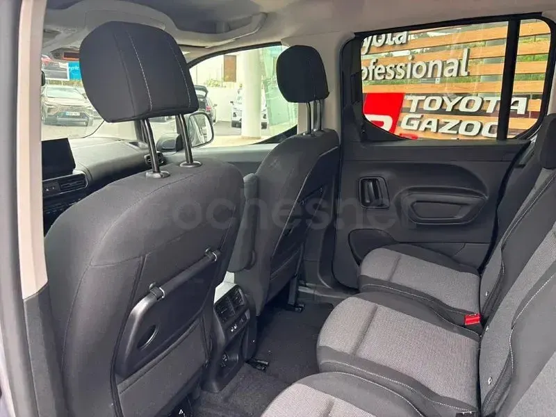 Nuevo Toyota Proace Verso Advance 131 CV (96 kW) 2025 Gris / plata Familiar