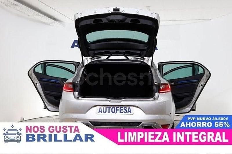 Usado Renault Mégane GT Line GT 160 CV (117 kW) 2018 Gris / plata Berlina