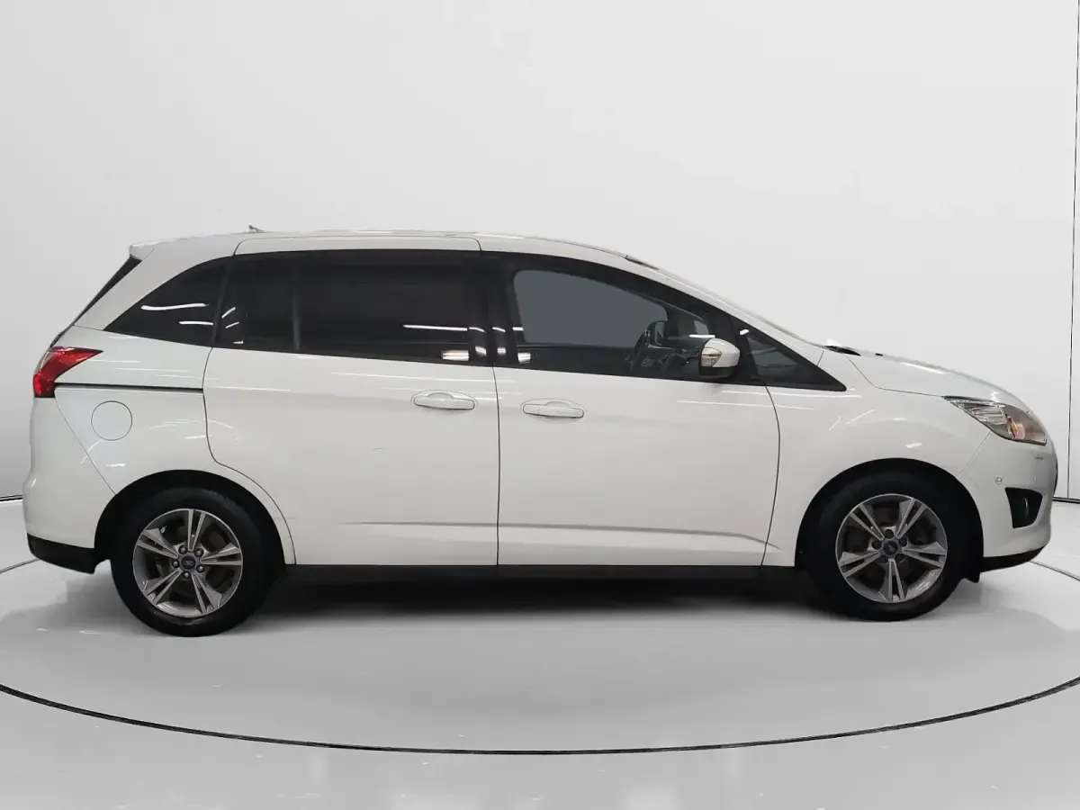 Usado Ford Grand C-Max 125 CV (91 kW) 2014 Monovolumen