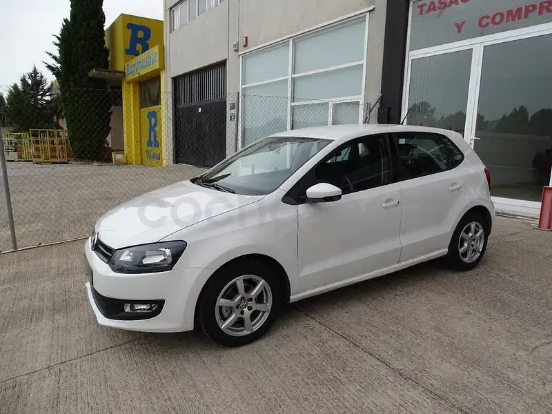 Usado VW Polo Advance 90 CV (66 kW) 2014 Blanco Berlina