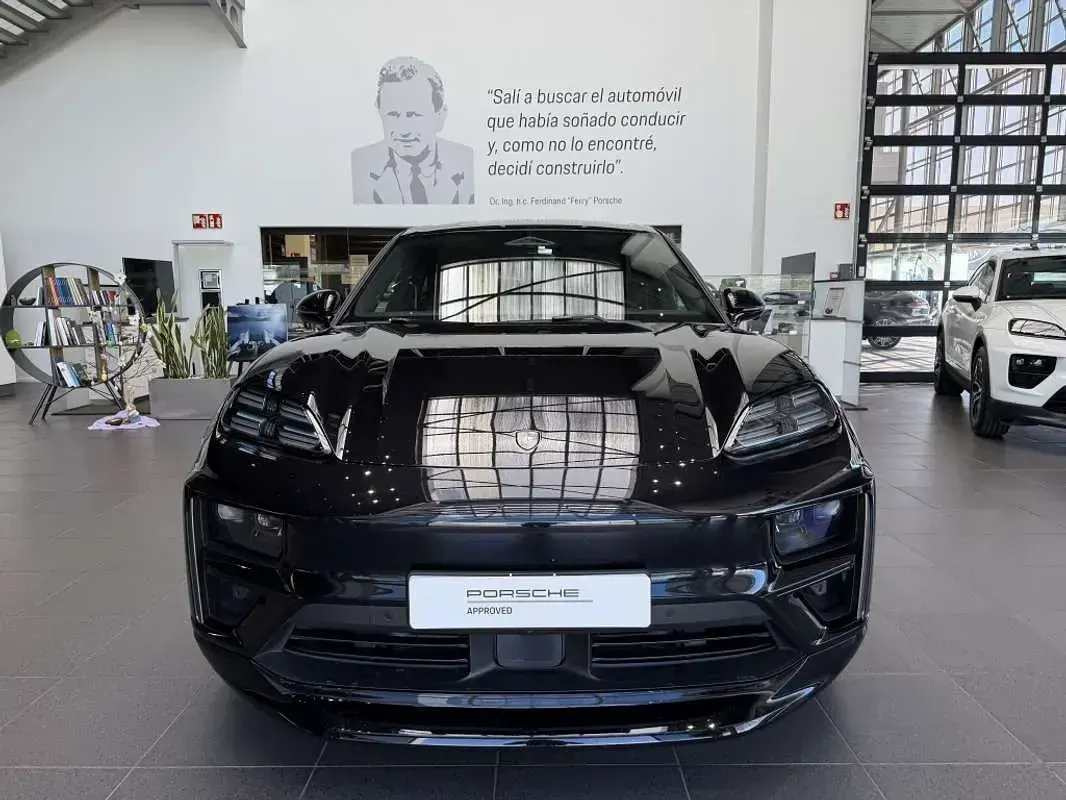 Usado Porsche Macan Turbo 469 kW (639 CV) 2024 Negro SUV