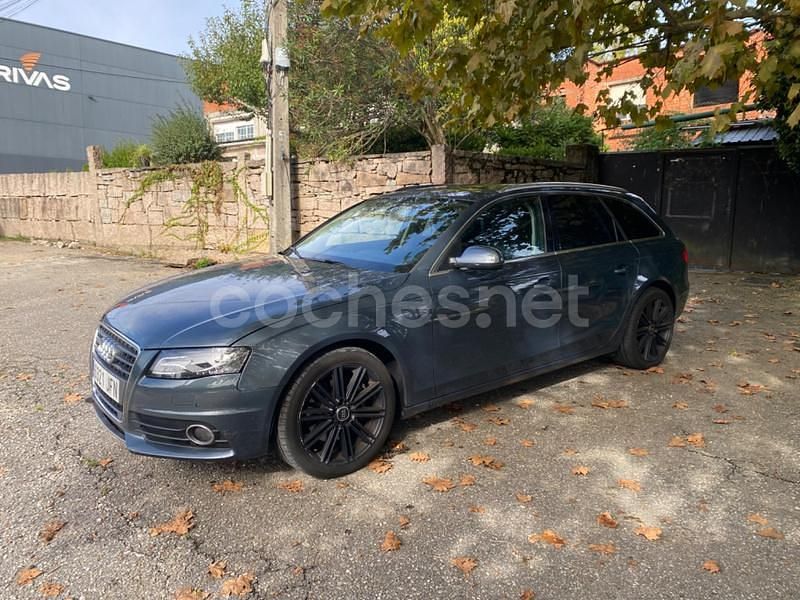 Gris / plata Usado 2010 Audi A4 Familiar | 6999 € (Precio justo) - Imagen 1/4