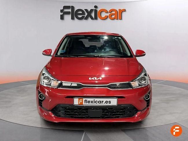 Usado Kia Rio 100 CV (73 kW) 2022 Rojo
