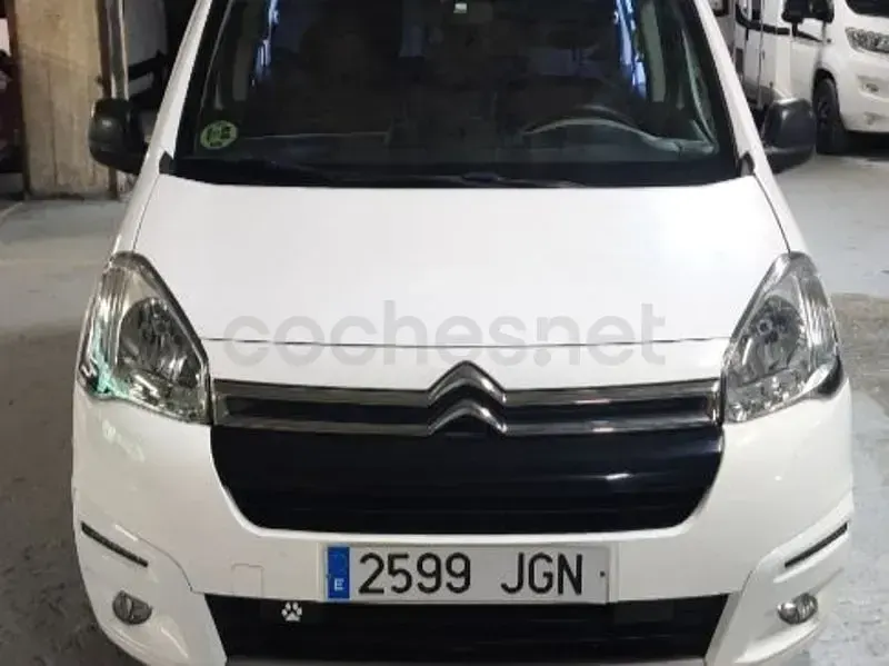 Usado Citroën Berlingo Tonic 75 CV (55 kW) 2015 Blanco Monovolumen