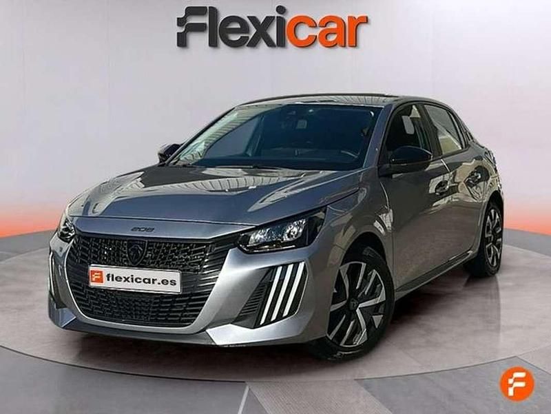 Usado Peugeot 208 Allure 102 CV (75 kW) 2024 Gris Utilitario