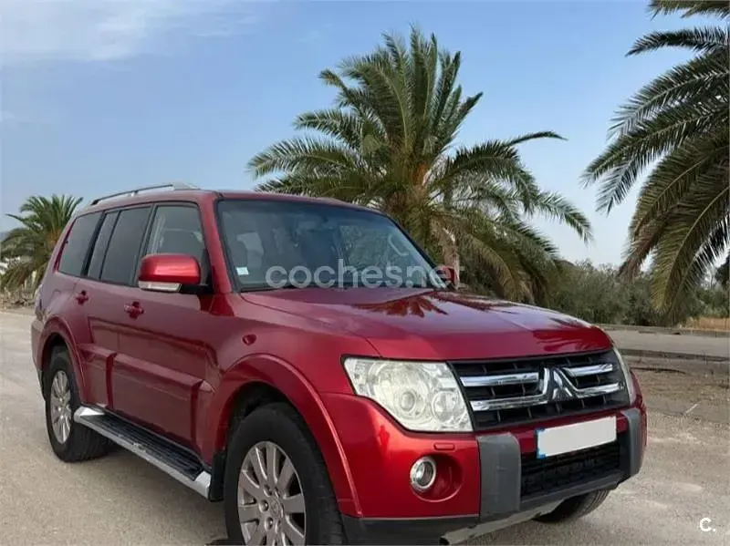 Usado Mitsubishi Montero 170 CV (125 kW) 2008 Rojo SUV