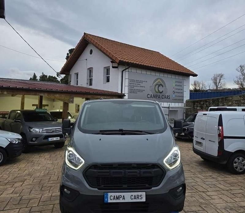 Usado Ford Tourneo Trend 105 CV (77 kW) 2019 Gris Monovolumen