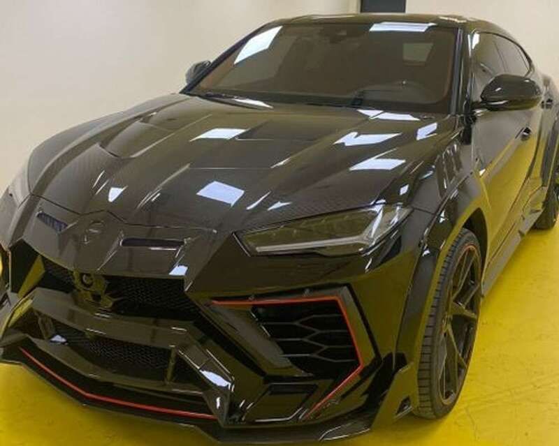 Negro Usado 2022 Lamborghini Urus SUV | 423.900 € - Imagen 1/4