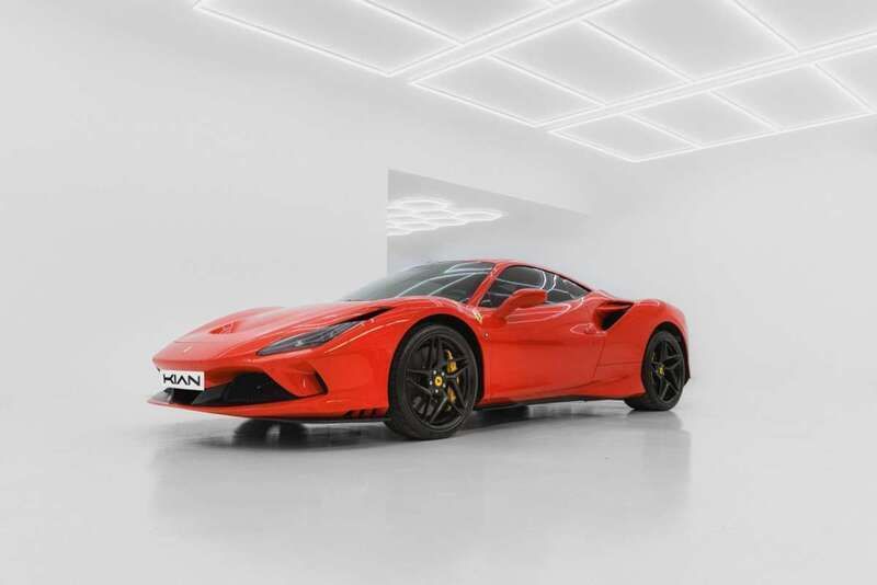 Rojo Usado 2020 Ferrari F8 Coupe | 305.900 € (Buen precio) - Imagen 1/4