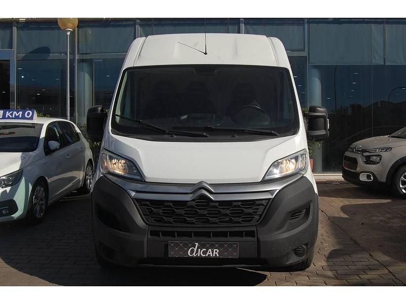 Usado Citroën Jumper 140 CV (102 kW) 2021 Blanco Monovolumen