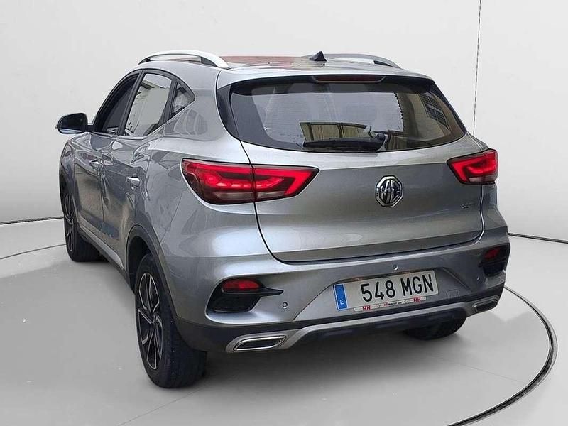 Usado MG ZS Luxury 111 CV (81 kW) 2023 Gris SUV