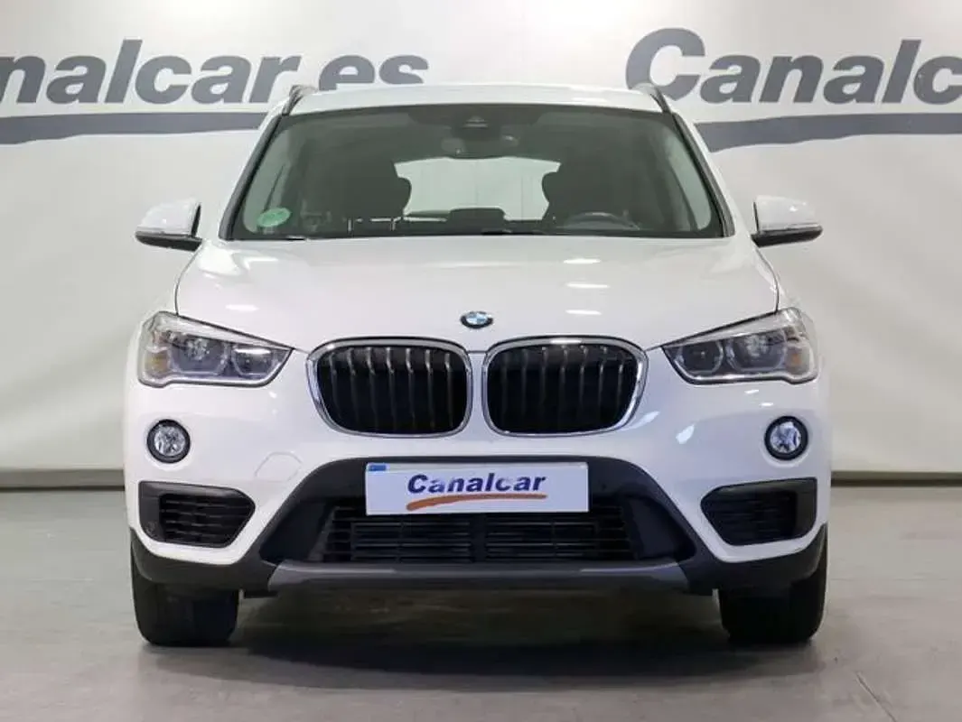 Usado BMW X1 150 CV (110 kW) 2018 Blanco SUV