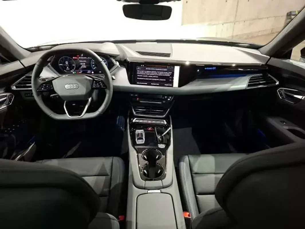 Usado Audi e-tron GT quattro 431 kW (586 CV) 2025 Negro Berlina