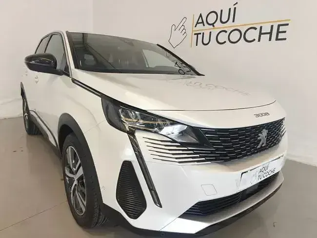 Usado Peugeot 3008 Allure 130 CV (95 kW) 2023 Blanco SUV