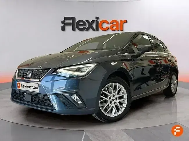 Usado Seat Ibiza XCELLENCE 115 CV (84 kW) 2024 Azul Utilitario