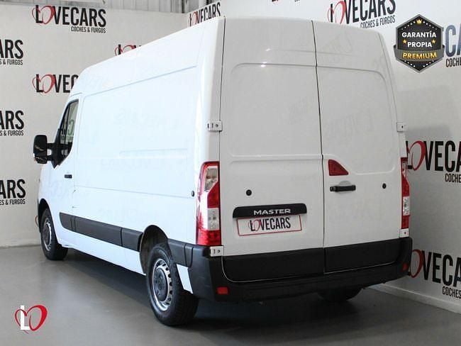 Usado Renault Master 135 CV (99 kW) 2023 Blanco Berlina