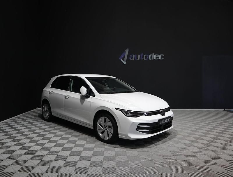 Blanco Usado 2025 VW Golf VIII | 26.900 € (Precio justo) - Imagen 1/4