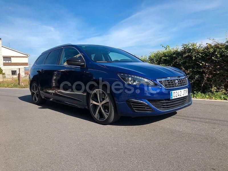 Usado Peugeot 308 SW GT 180 CV (132 kW) 2016 Azul Familiar
