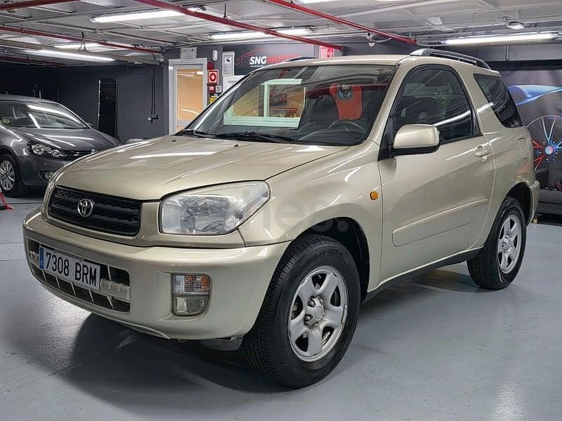 Usado Toyota RAV4 Luna 125 CV (91 kW) 2002 Beige SUV