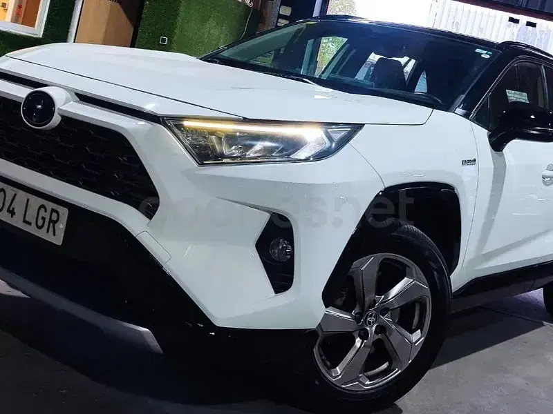 Usado Toyota RAV4 Hybrid Advance 222 CV (163 kW) 2020 Blanco SUV