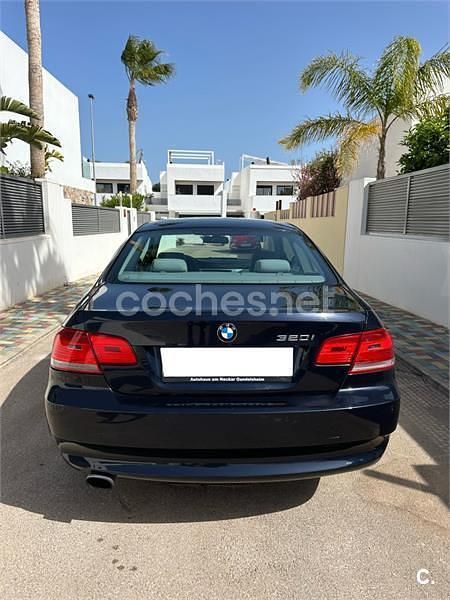 Usado BMW 320 170 CV (125 kW) 2008 Azul Coupe