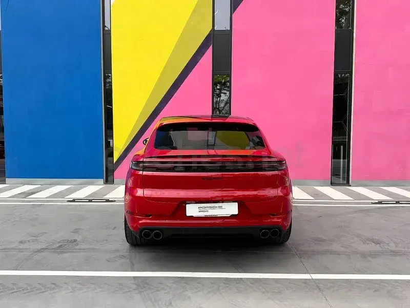 Usado Porsche Cayenne Black Edition 470 CV (345 kW) 2026 Rojo SUV