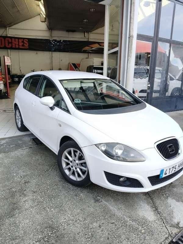 Usado Seat Leon 90 CV (66 kW) 2012 Blanco Utilitario