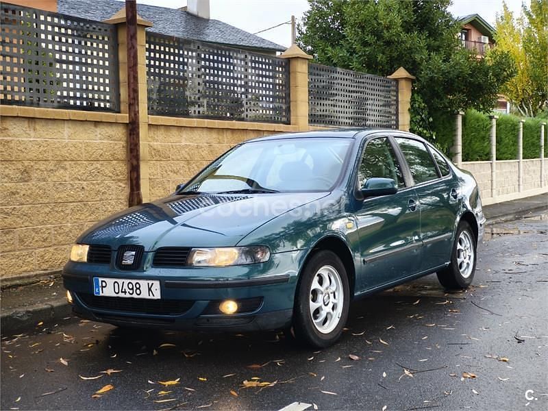 Verde Usado 2000 Seat Toledo Sport Berlina | 3000 € (Precio justo) - Imagen 1/4
