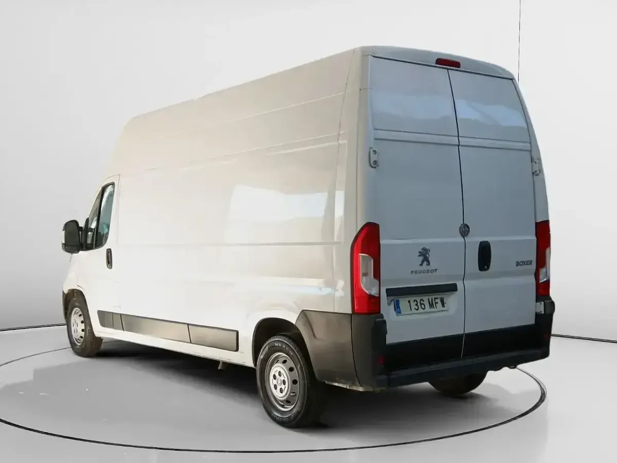 Usado Peugeot Boxer S 141 CV (103 kW) 2023 Blanco Van
