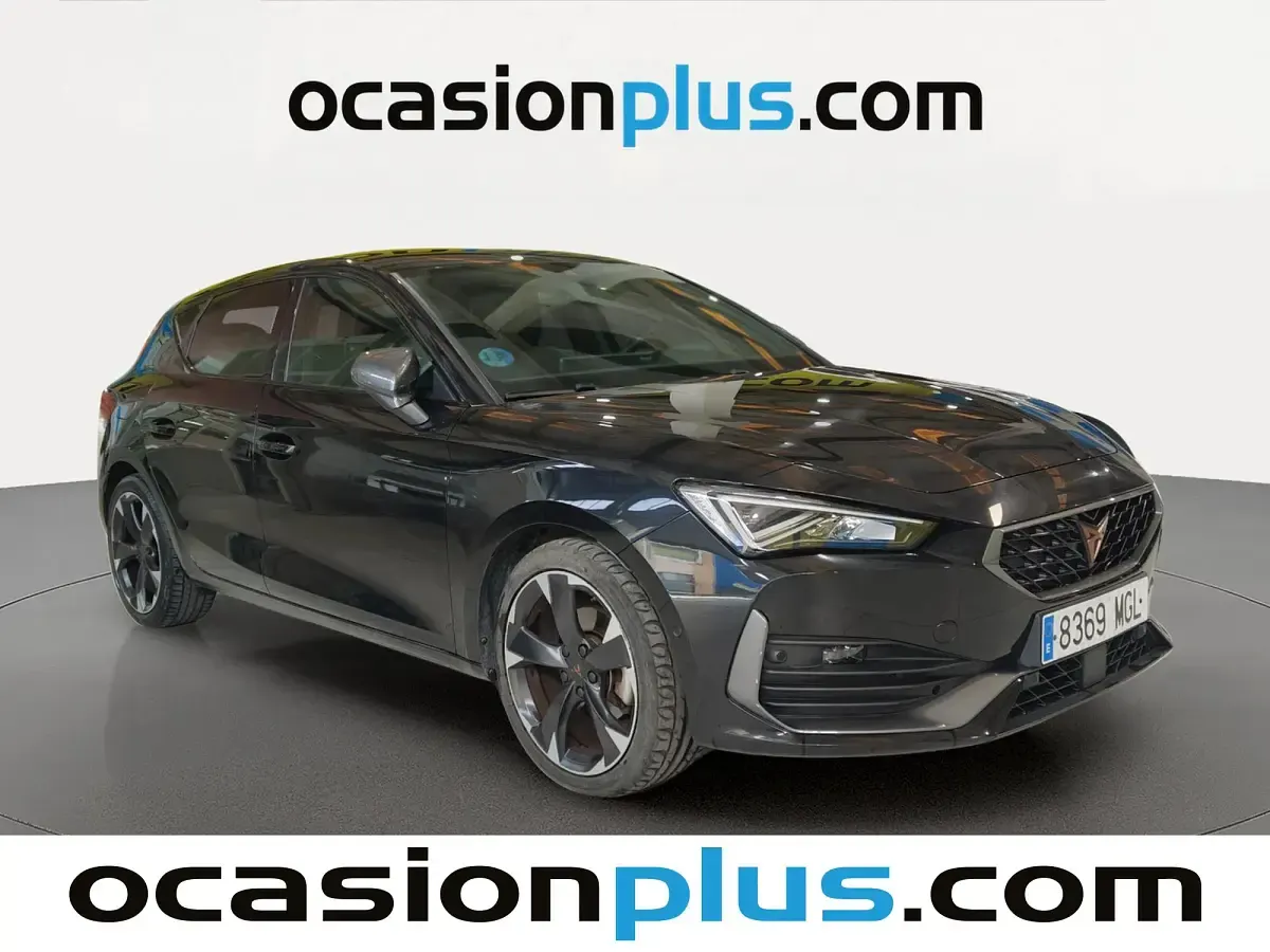 Käytetty Cupra Leon 150 HP (110 kW) 2023 Musta Viistoperä