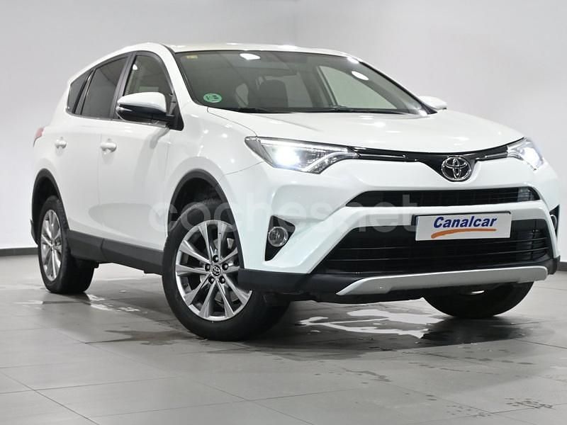 Usado Toyota RAV4 Advance 143 CV (105 kW) 2016 Blanco SUV
