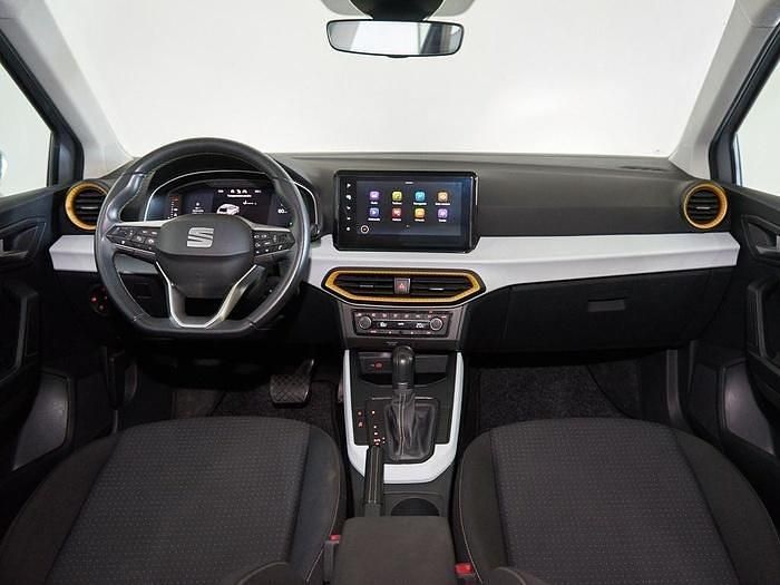 Usado Seat Arona Style Plus 110 CV (80 kW) 2022 Azul SUV