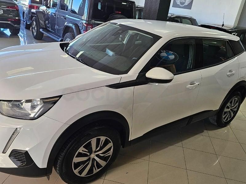 Usado Peugeot 2008 Active 110 CV (80 kW) 2022 Blanco SUV