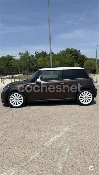 Usado Mini Cooper D 112 CV (82 kW) 2012 Marrón Utilitario