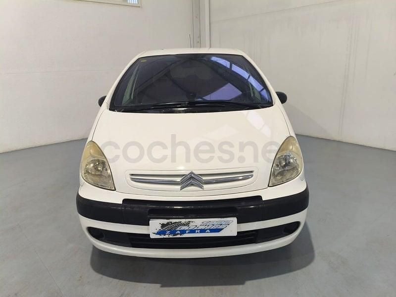 Usado Citroën Xsara Picasso Exclusive 110 CV (80 kW) 2008 Blanco Monovolumen