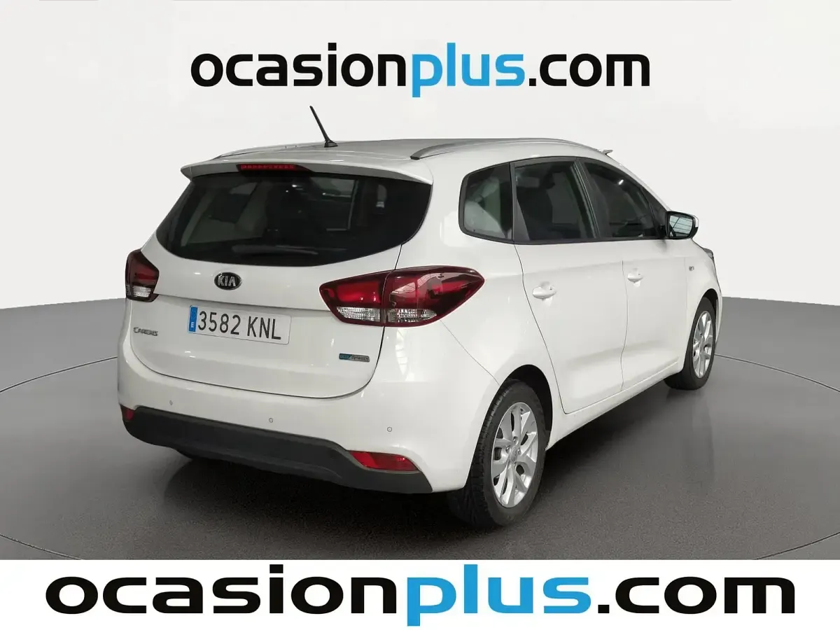 Usado Kia Carens 116 CV (85 kW) 2018 Blanco Monovolumen