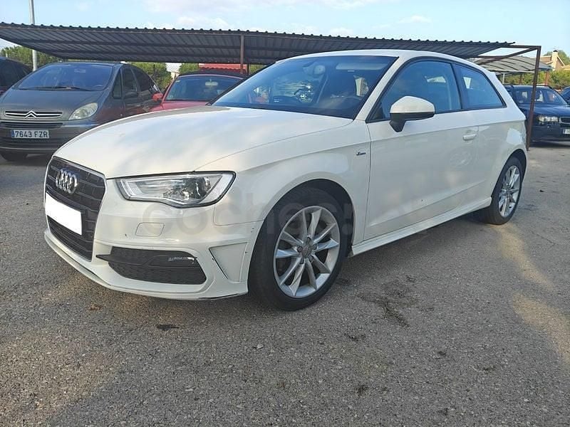 Usado Audi A3 105 CV (77 kW) 2014 Blanco Berlina