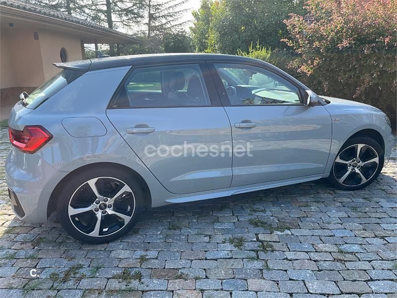 Usado Audi A1 Sportback S-Line 95 CV (69 kW) 2023 Gris / plata Utilitario