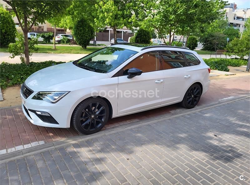 Blanco Usado 2019 Seat Leon ST FR Familiar | 18.000 € (Precio justo) - Imagen 1/4