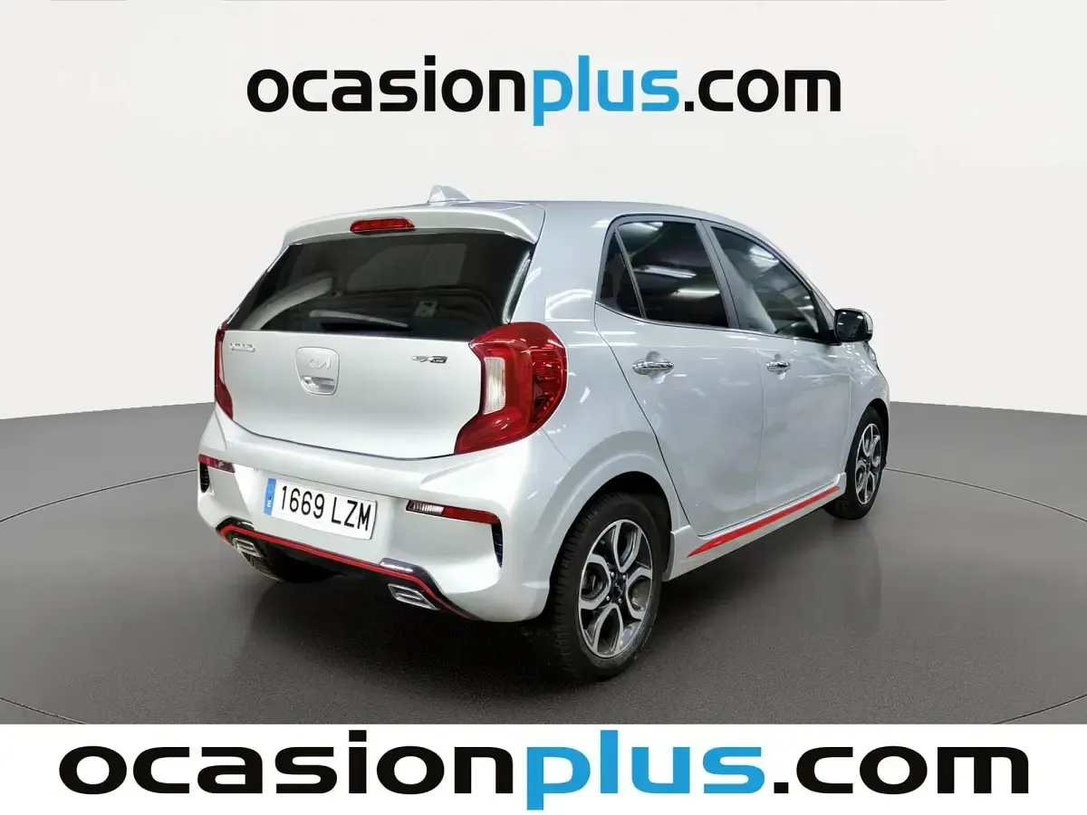 Usado Kia Picanto GT-Line 84 CV (61 kW) 2022 Gris plata Utilitario