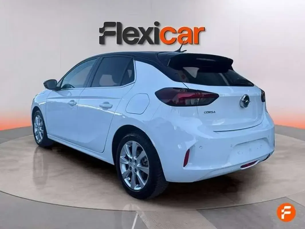 Usado Opel Corsa Elegance 75 CV (55 kW) 2020 Blanco Utilitario