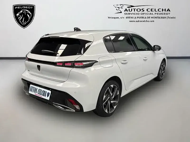 Usado Peugeot 308 Allure 145 CV (106 kW) 2025 Blanco