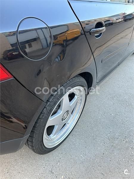 Usado VW Golf IV Sportline 105 CV (77 kW) 2004 Negro Berlina