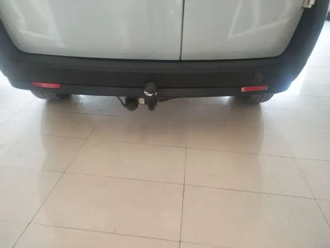 Usado Fiat Doblò Active 82 CV (60 kW) 2016 Plateado Monovolumen