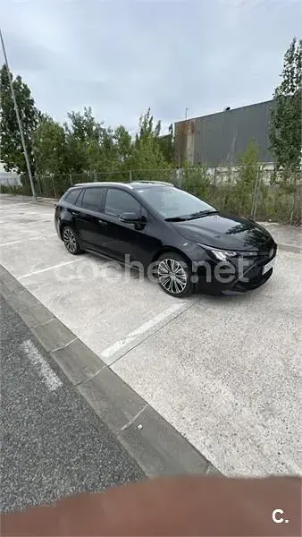 Usado Toyota Corolla Sport 180 CV (132 kW) 2023 Negro Familiar