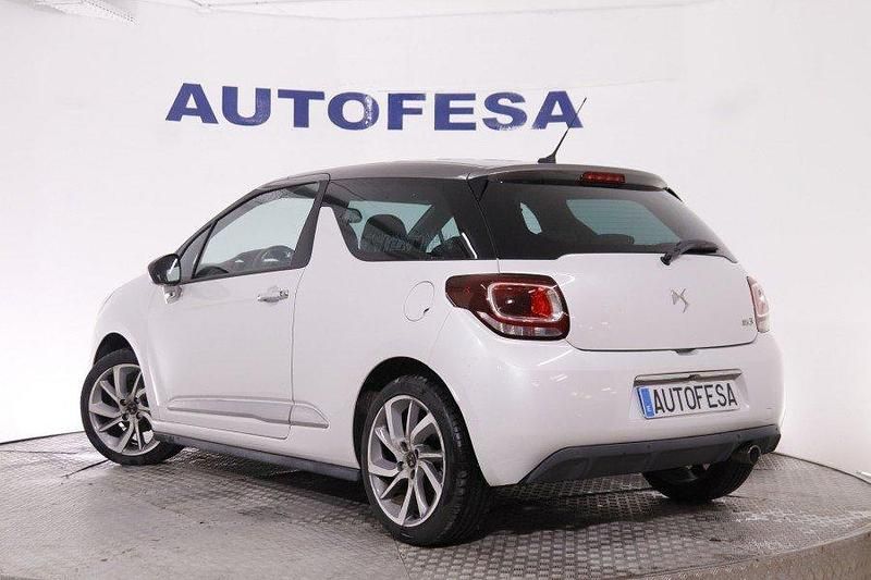 Usado DS Automobiles DS3 So Chic 110 CV (80 kW) 2015 Blanco Utilitario