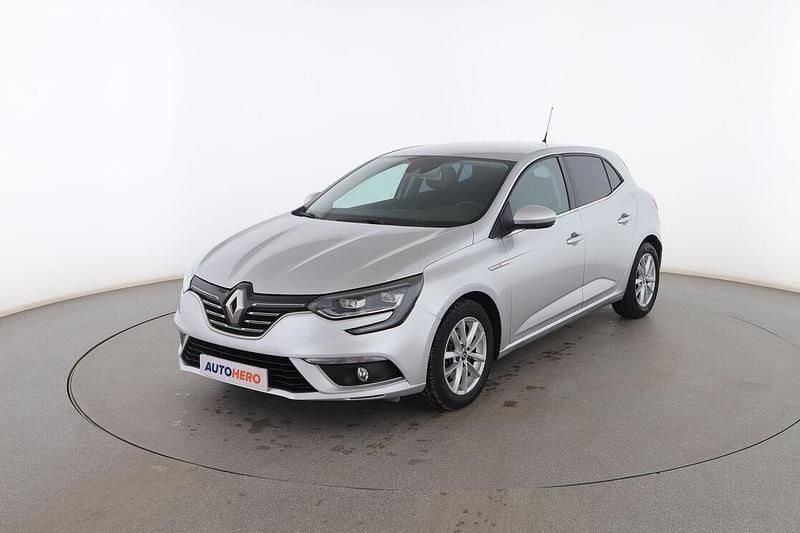 Plata Usado 2016 Renault Mégane IV Zen Utilitario | 12.399 € (Precio justo) - Imagen 1/3